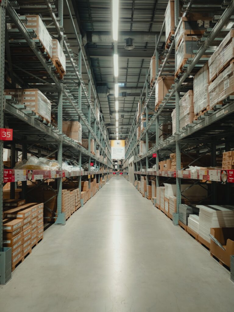 Warehouse distribution centre supporting scalable retail and logistics operations